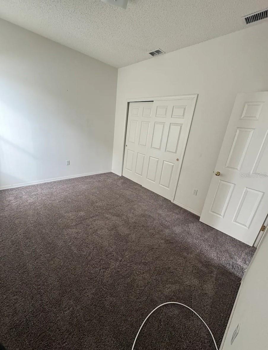 Image 5 of 8 For 105 Brixham Ct Court