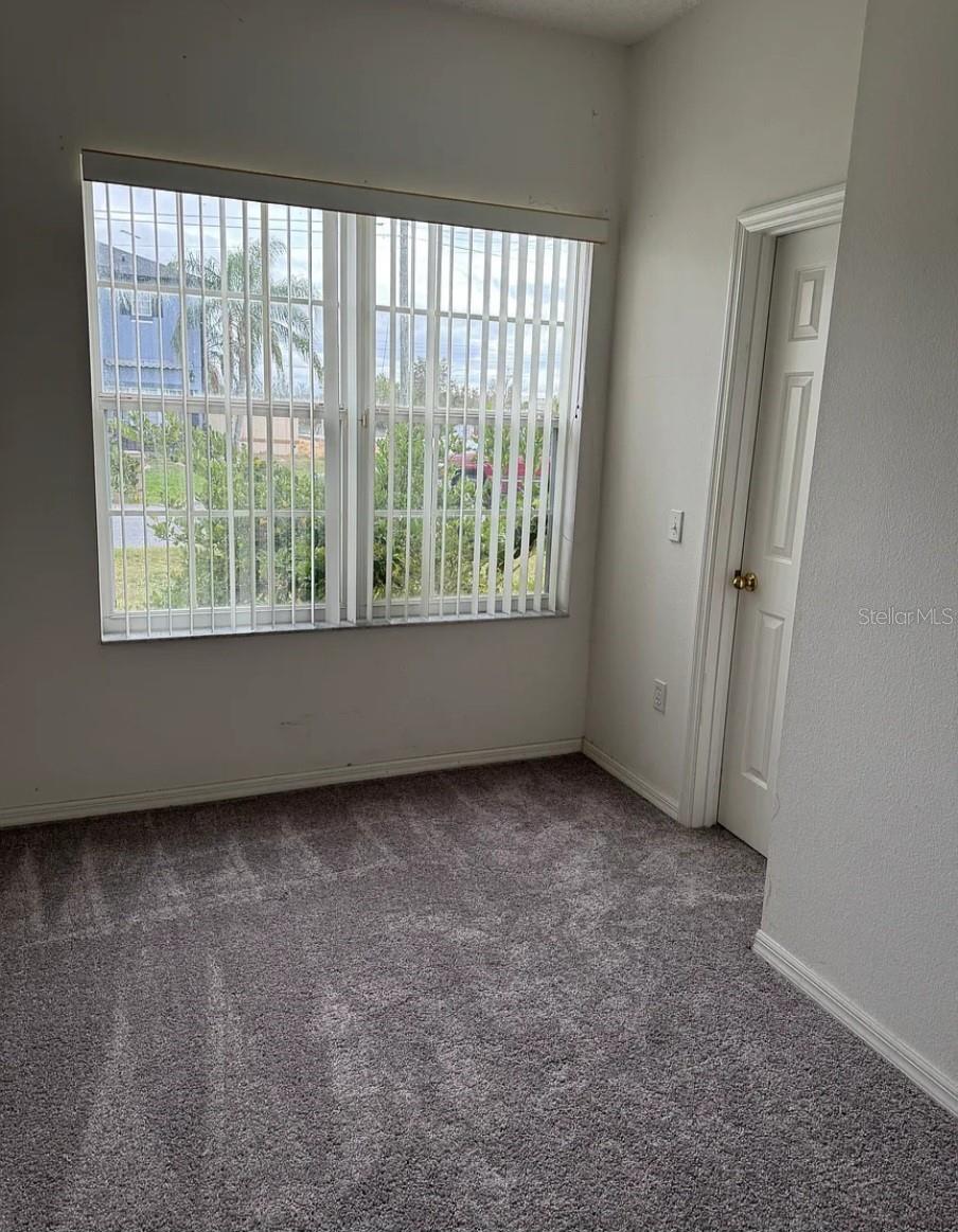 Image 7 of 8 For 105 Brixham Ct Court