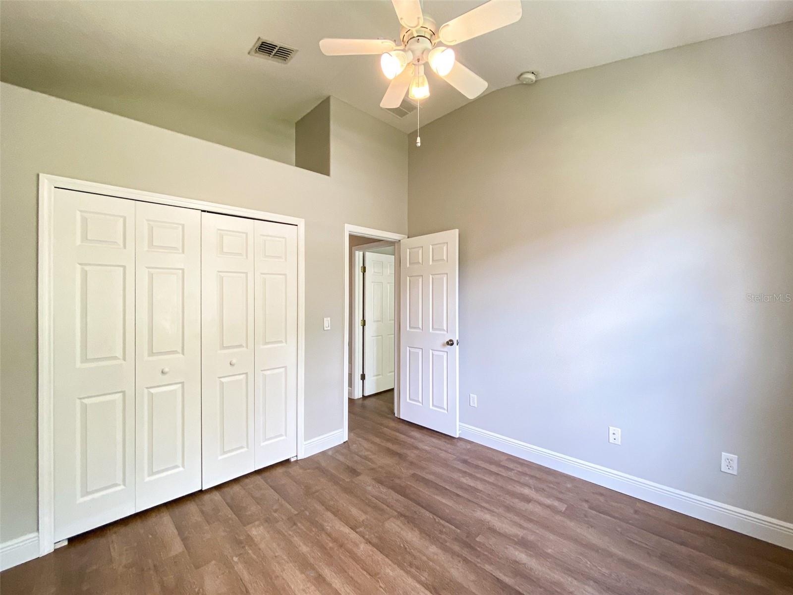 Image 19 of 32 For 3018 Lakewood Pointe Drive