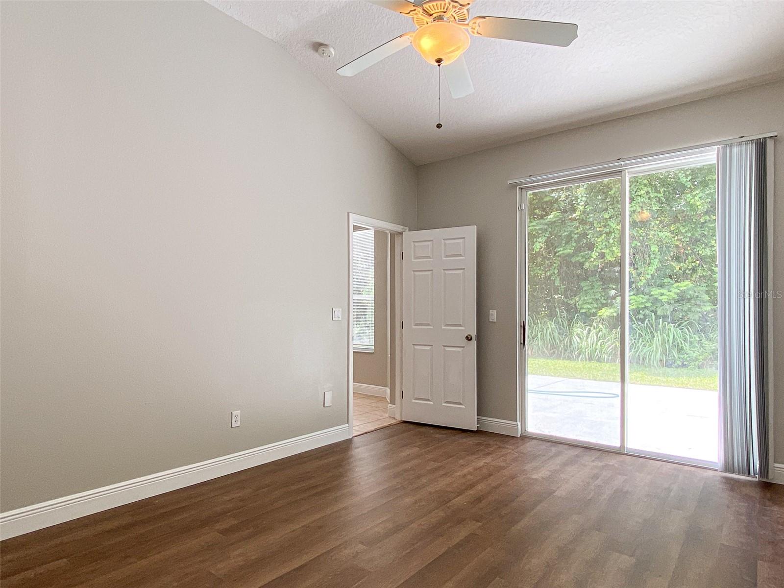 Image 24 of 32 For 3018 Lakewood Pointe Drive