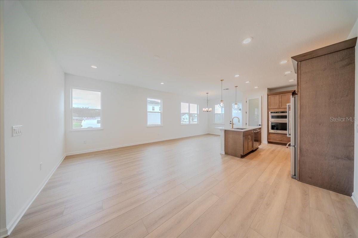 Image 12 of 70 For 1895 Pinecliff Drive