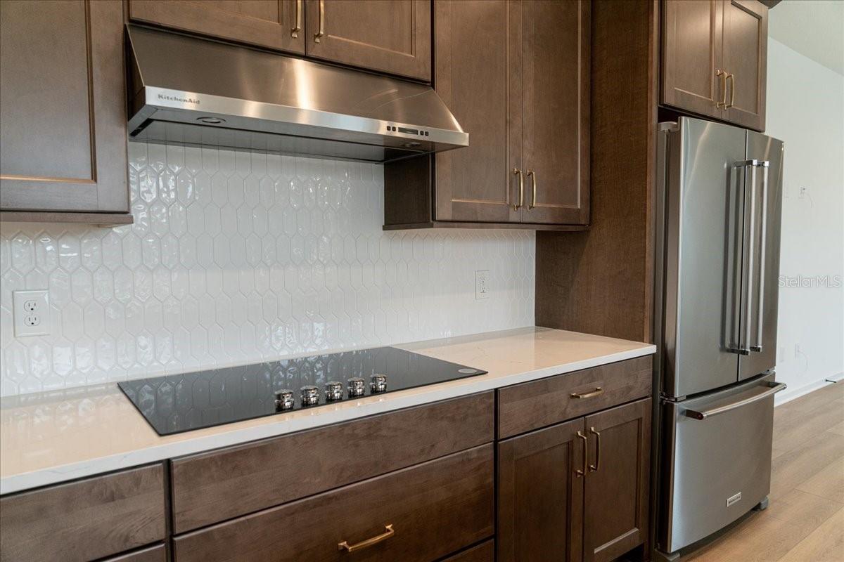 Image 20 of 70 For 1895 Pinecliff Drive