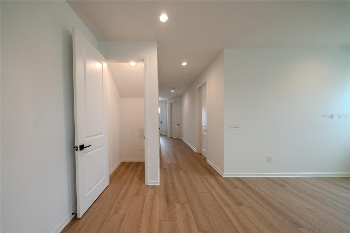 Image 23 of 70 For 1895 Pinecliff Drive