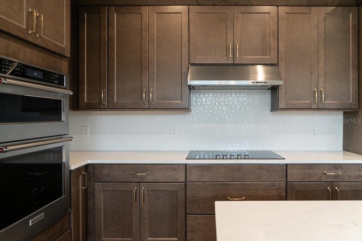 Image 25 of 70 For 1895 Pinecliff Drive