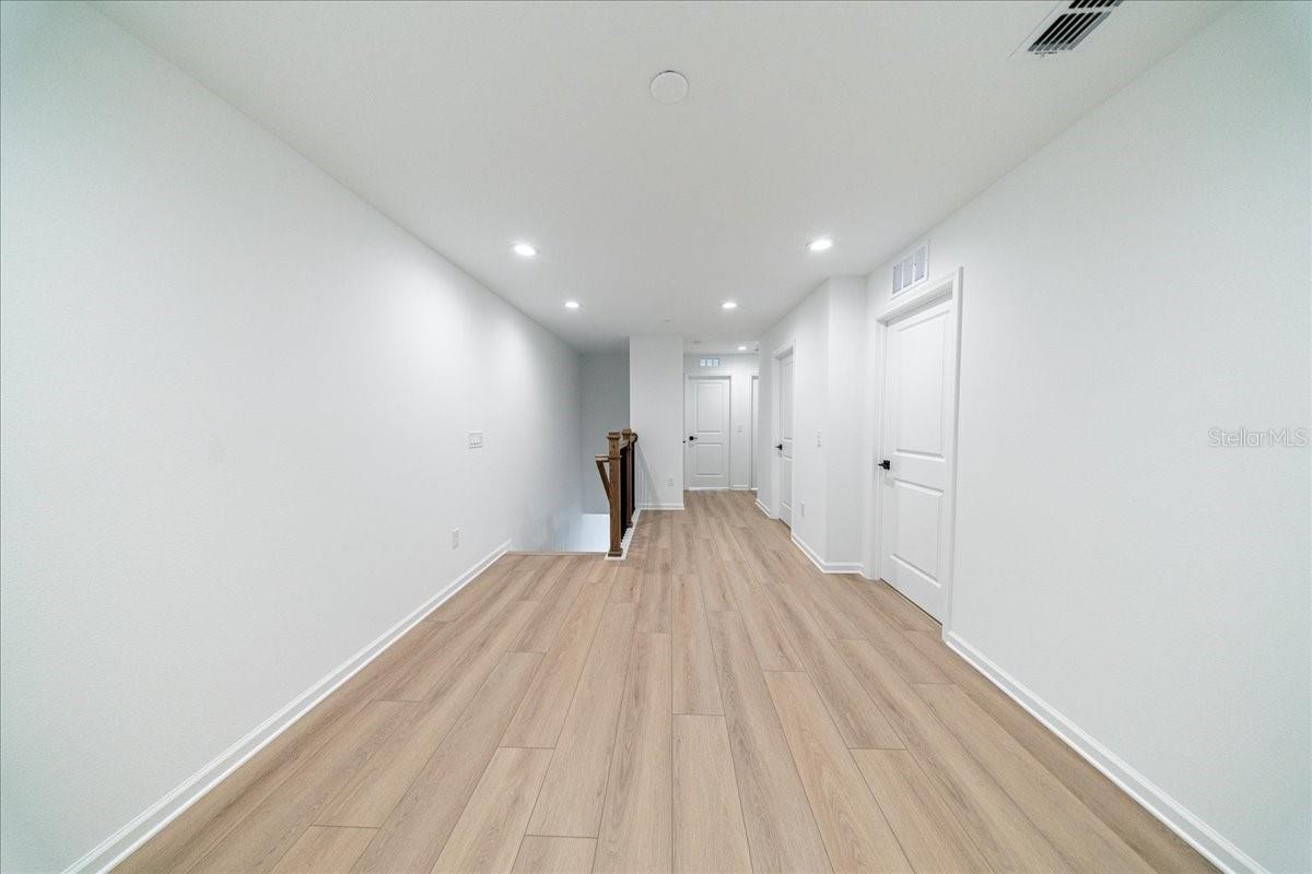 Image 31 of 70 For 1895 Pinecliff Drive