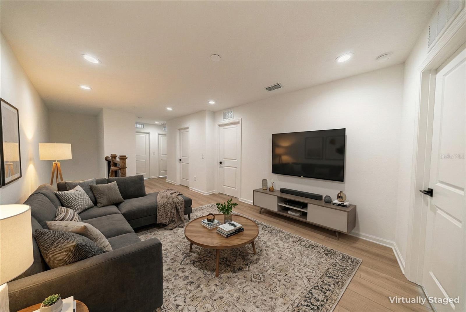 Image 32 of 70 For 1895 Pinecliff Drive