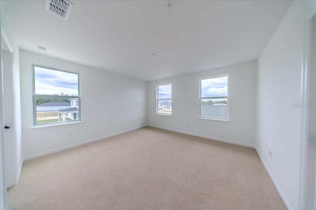 Image 33 of 70 For 1895 Pinecliff Drive