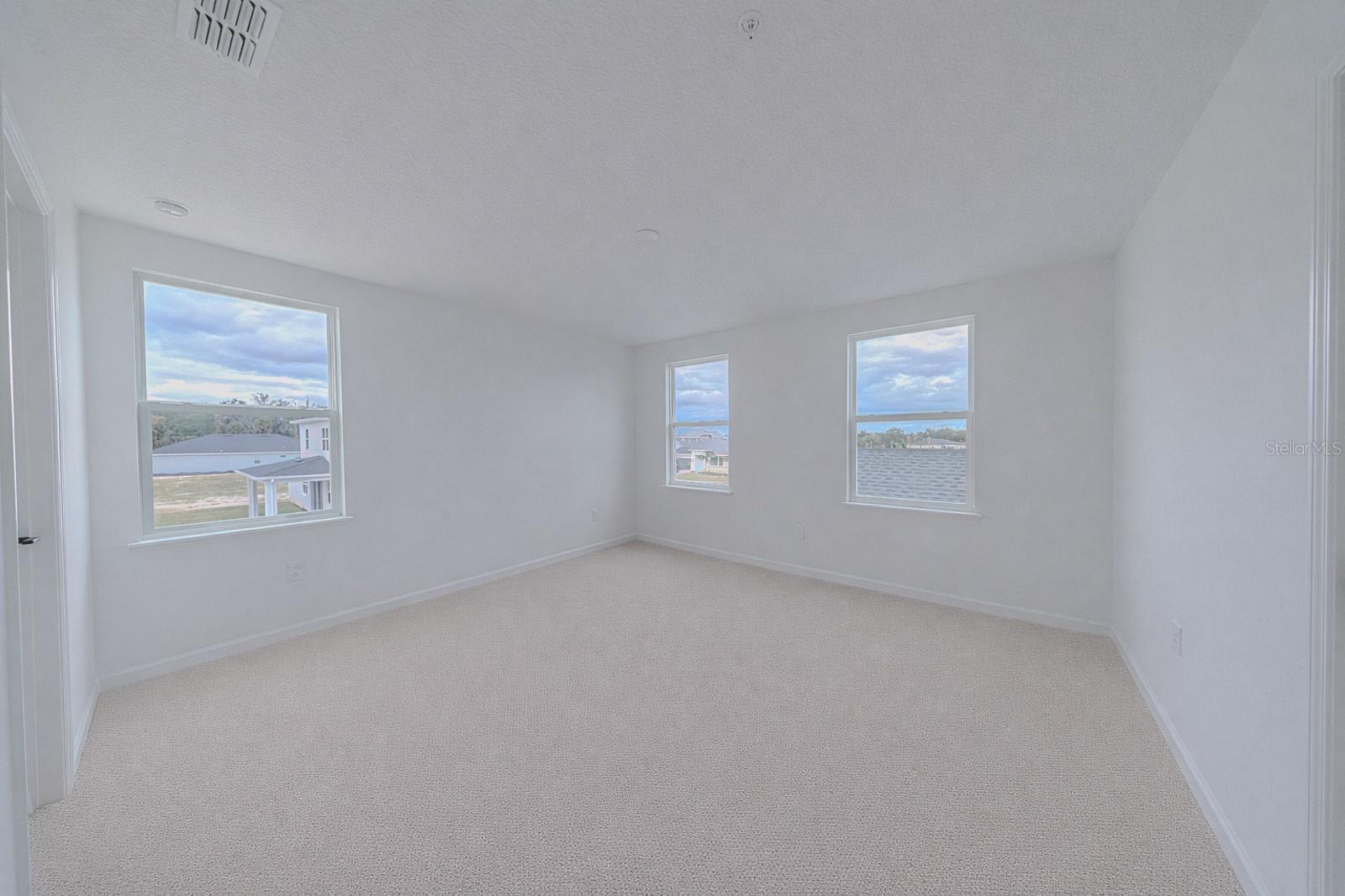 Image 35 of 70 For 1895 Pinecliff Drive