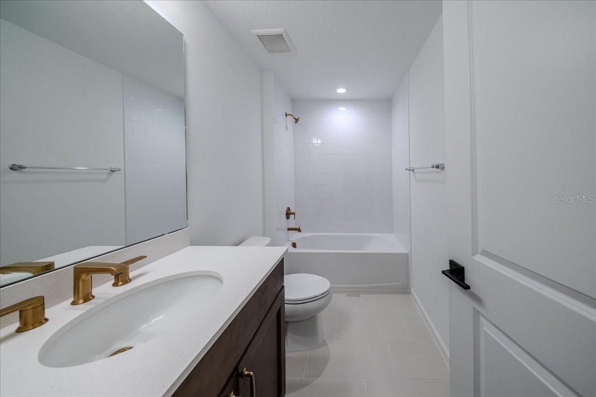 Image 41 of 70 For 1895 Pinecliff Drive