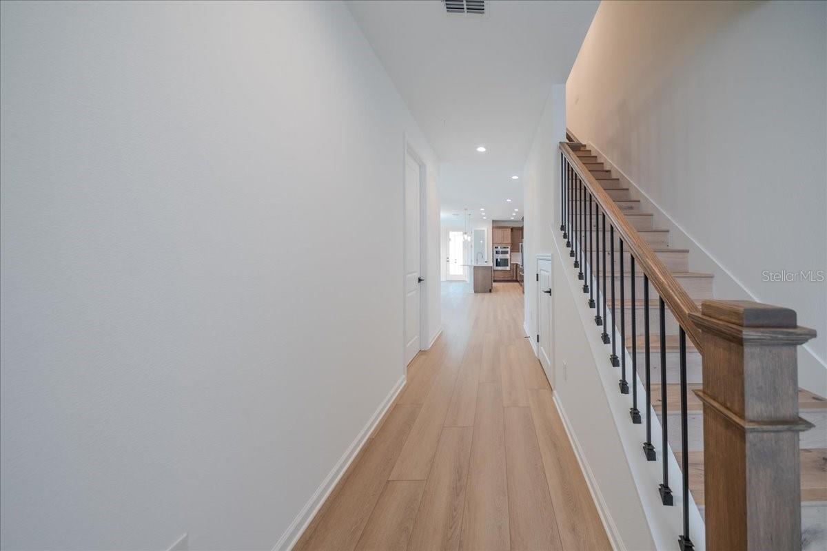 Image 7 of 70 For 1895 Pinecliff Drive