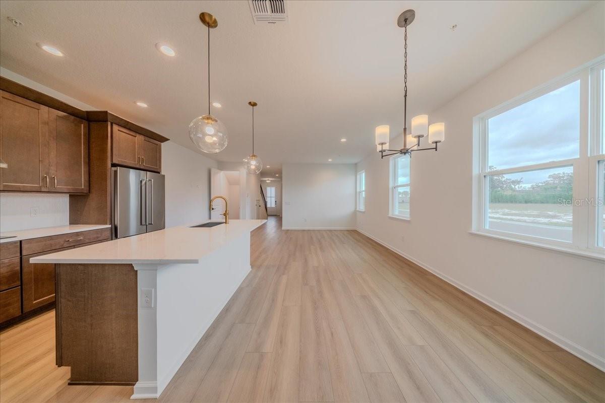 Image 8 of 70 For 1895 Pinecliff Drive