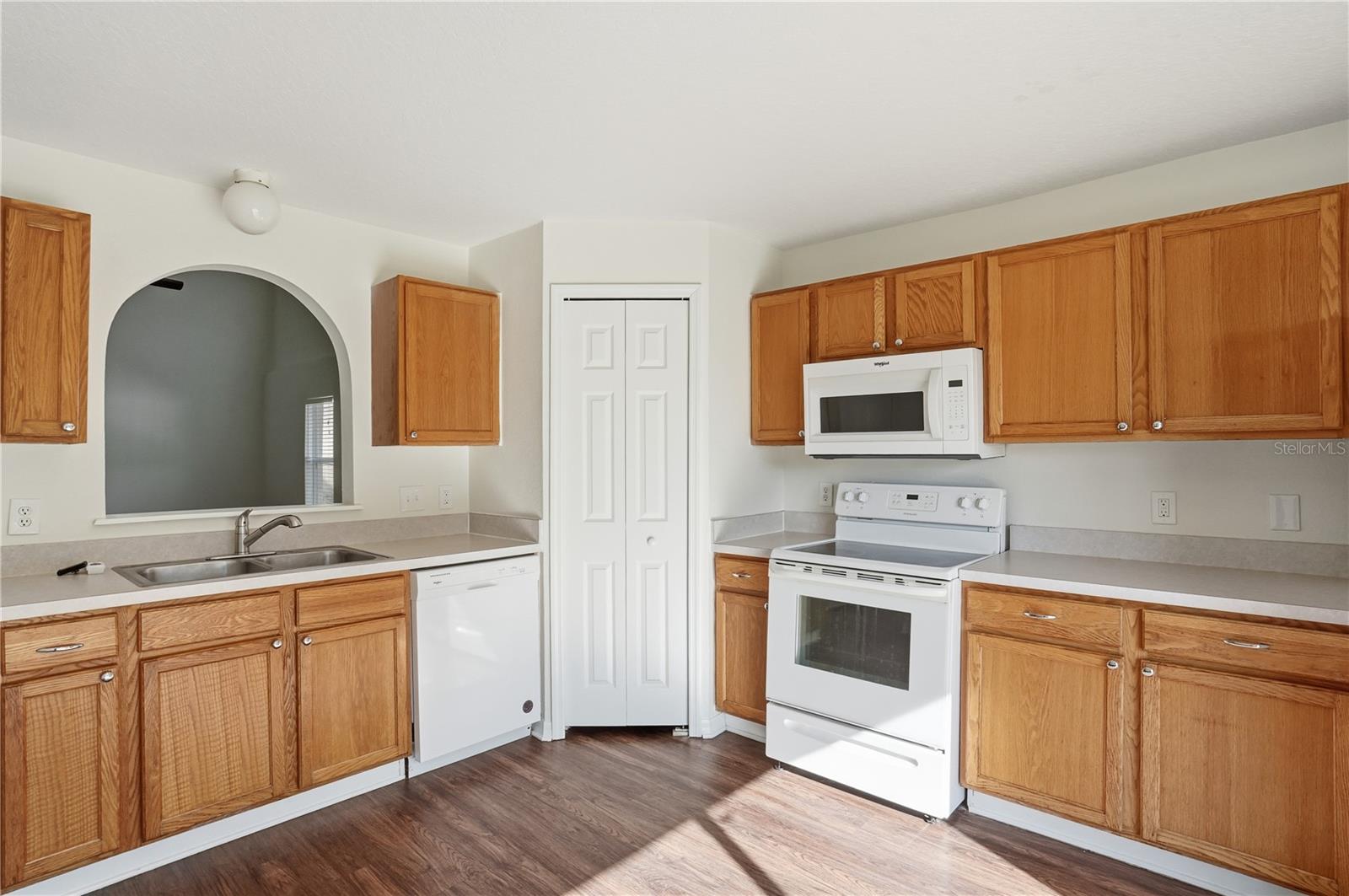 Image 15 of 35 For 13629 Silver Charm Court