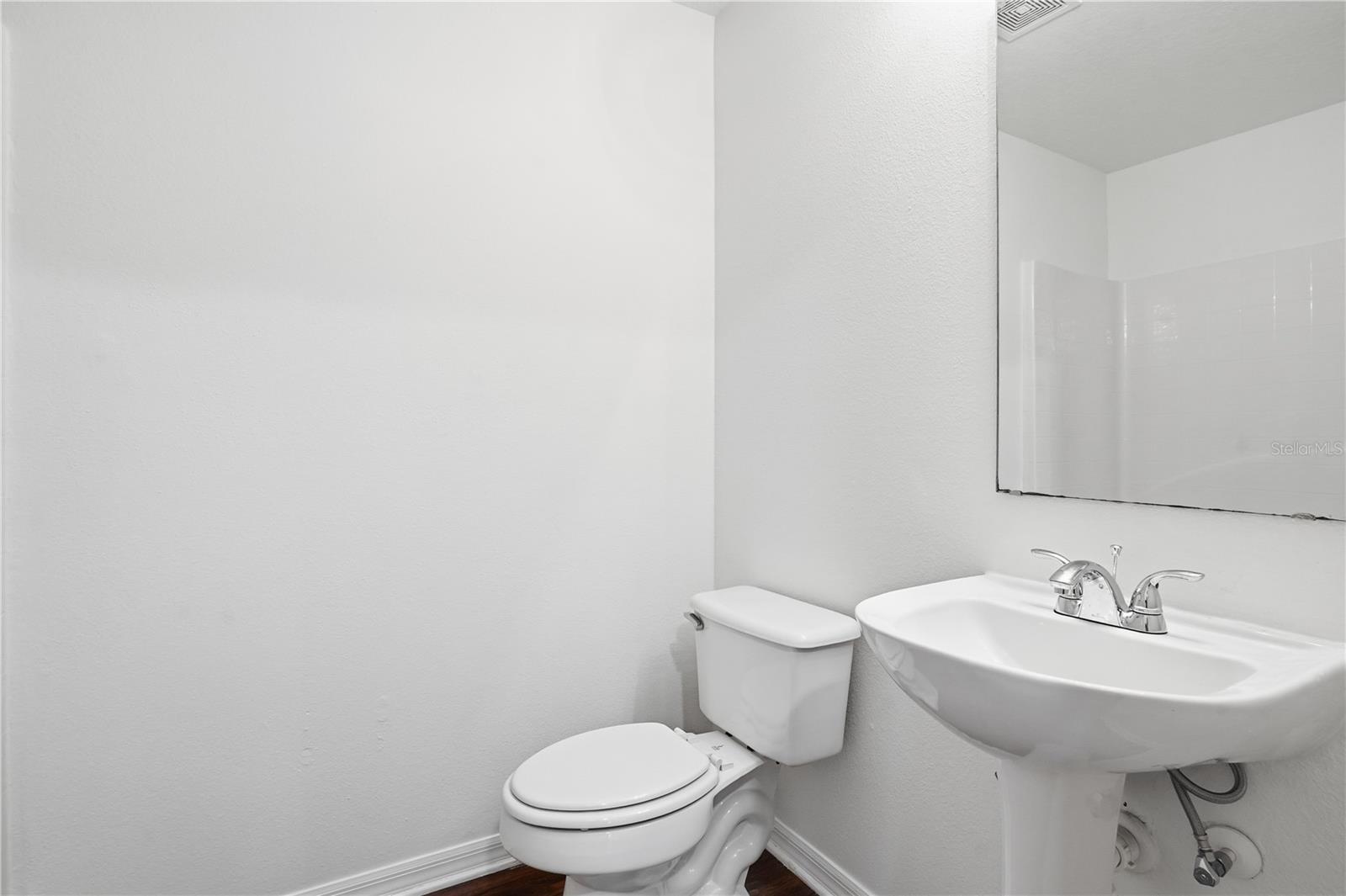 Image 26 of 35 For 13629 Silver Charm Court