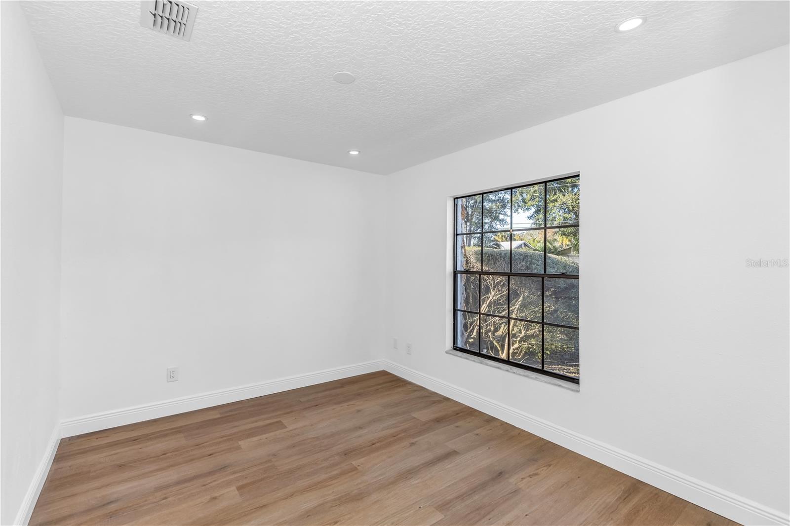 Image 11 of 27 For 2614 Canterclub Trail