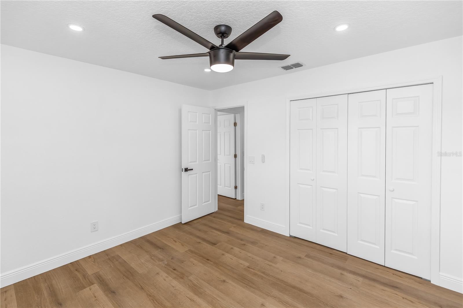 Image 14 of 27 For 2614 Canterclub Trail