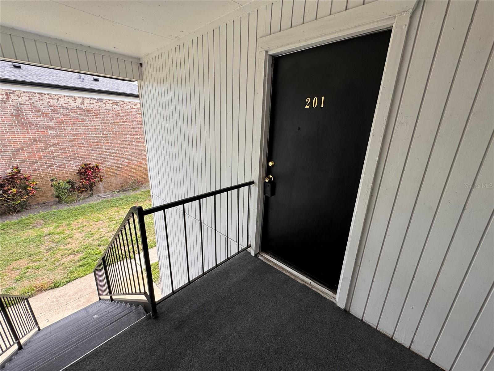 Image 21 of 35 For 5317 Curry Ford Road O201