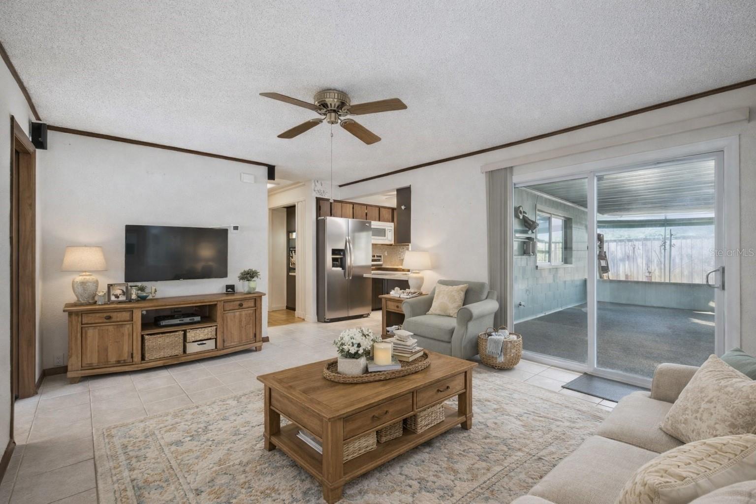 Image 5 of 25 For 958 Orange Avenue