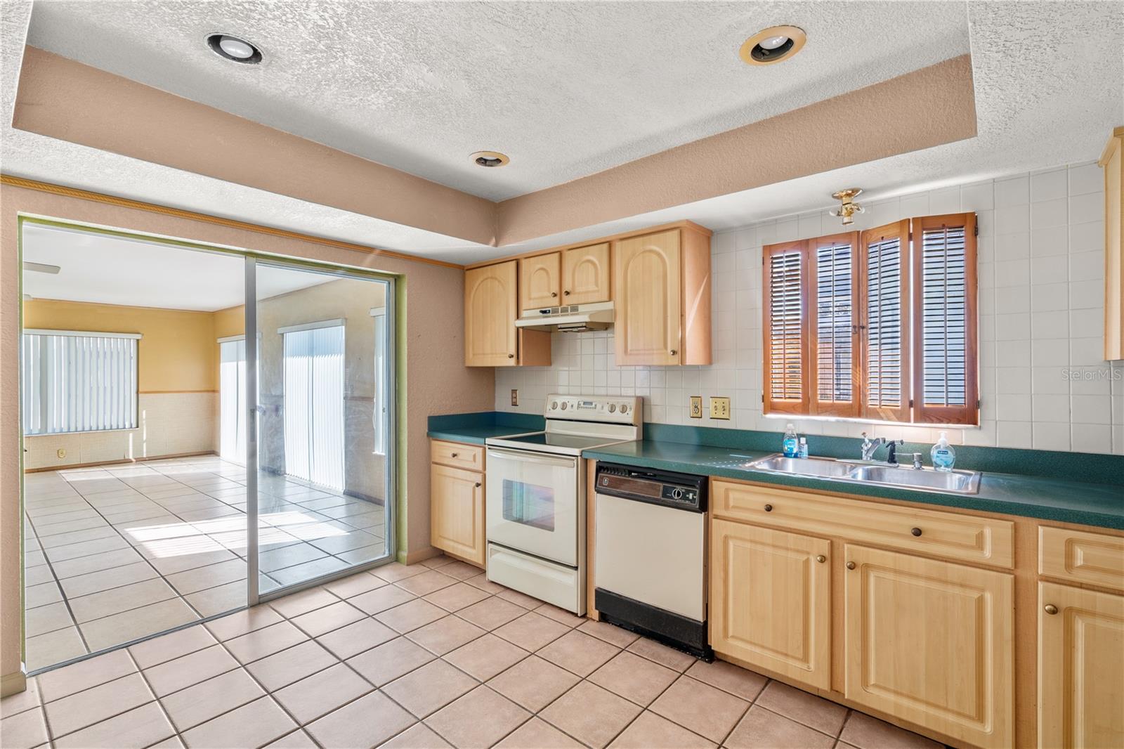 Image 5 of 28 For 11405 Stamfield Drive