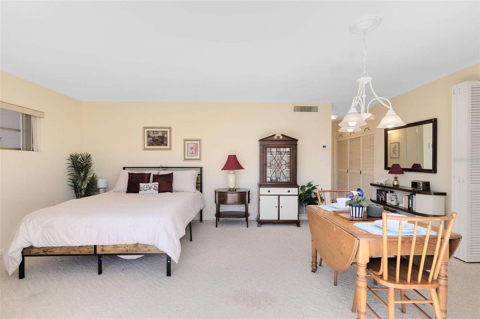 Image 10 of 33 For 311 Morse Boulevard 19