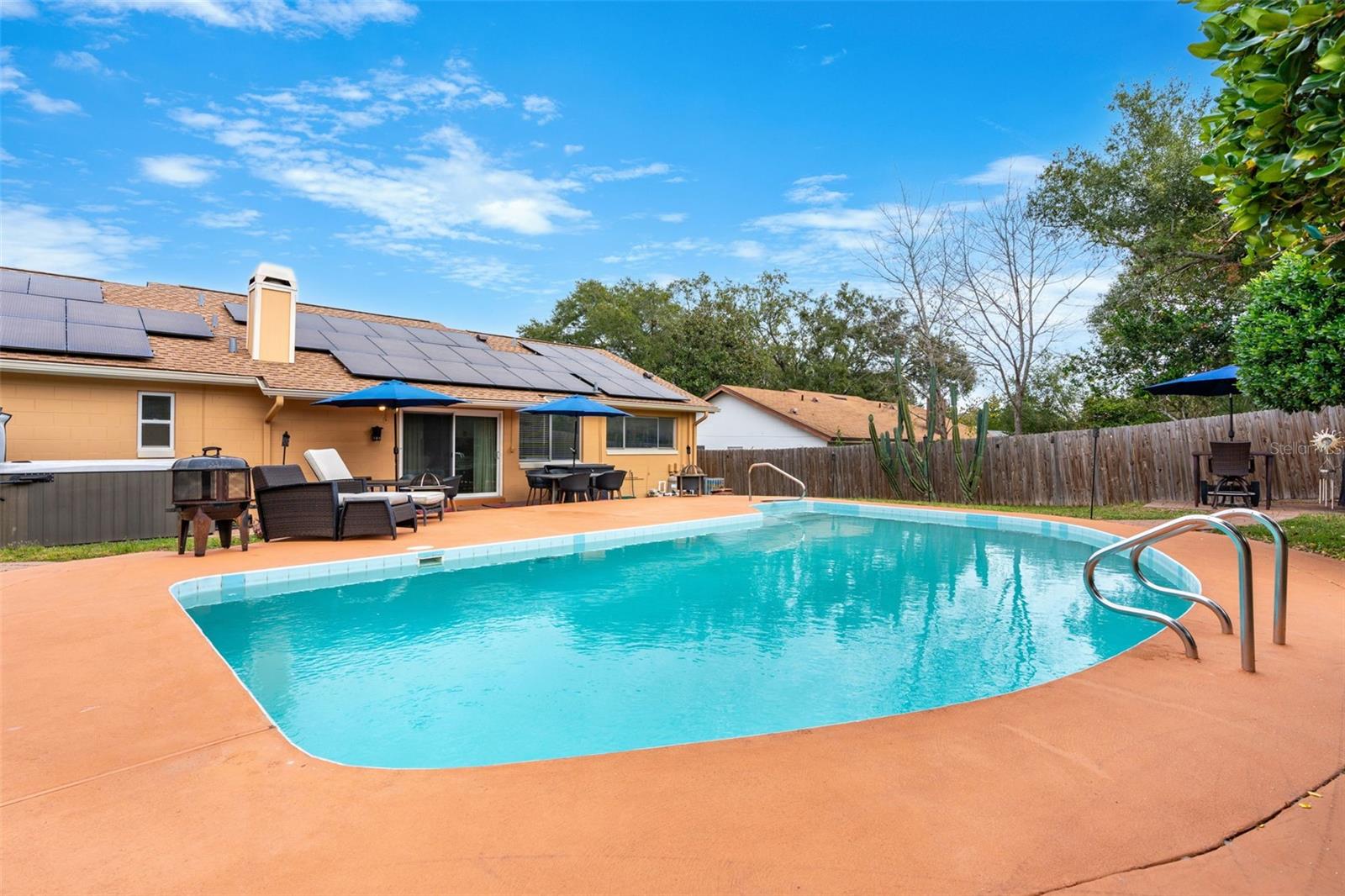 Image 20 of 29 For 610 San Sebastian Prado