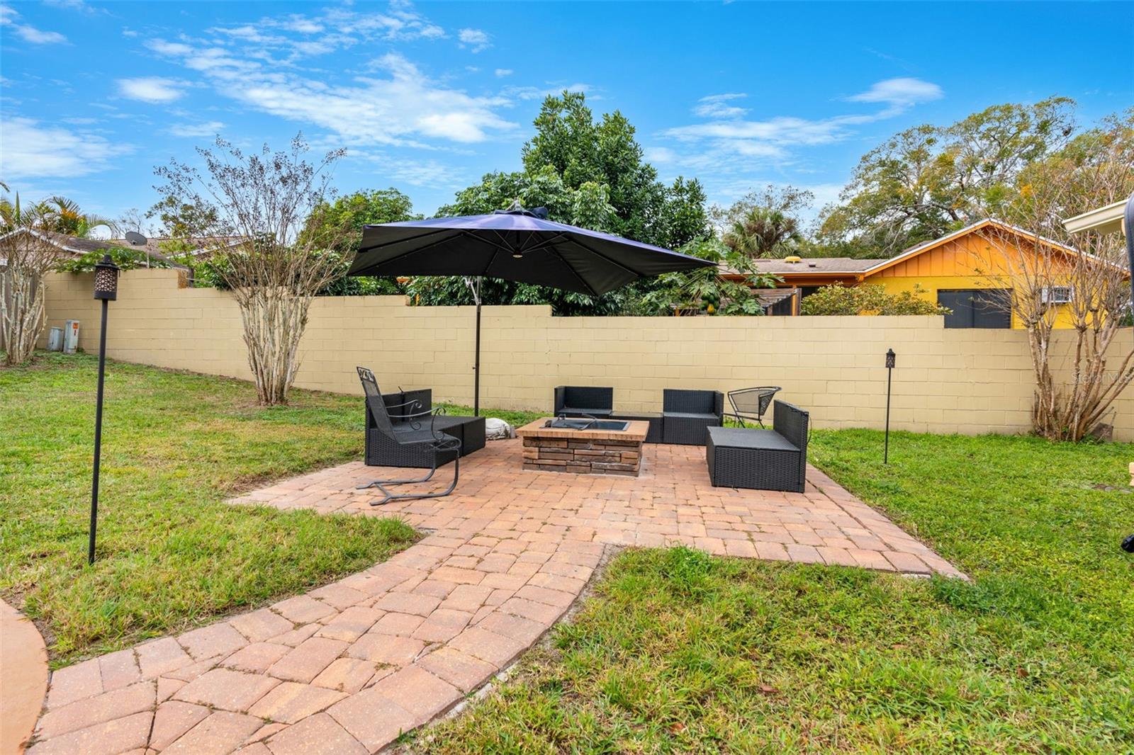 Image 22 of 29 For 610 San Sebastian Prado