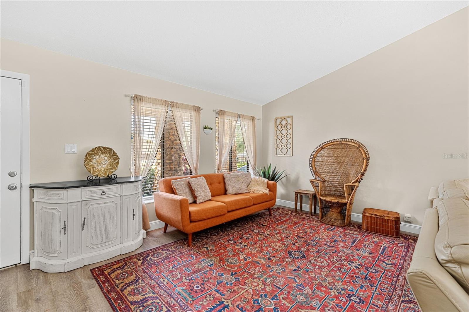 Image 5 of 29 For 610 San Sebastian Prado