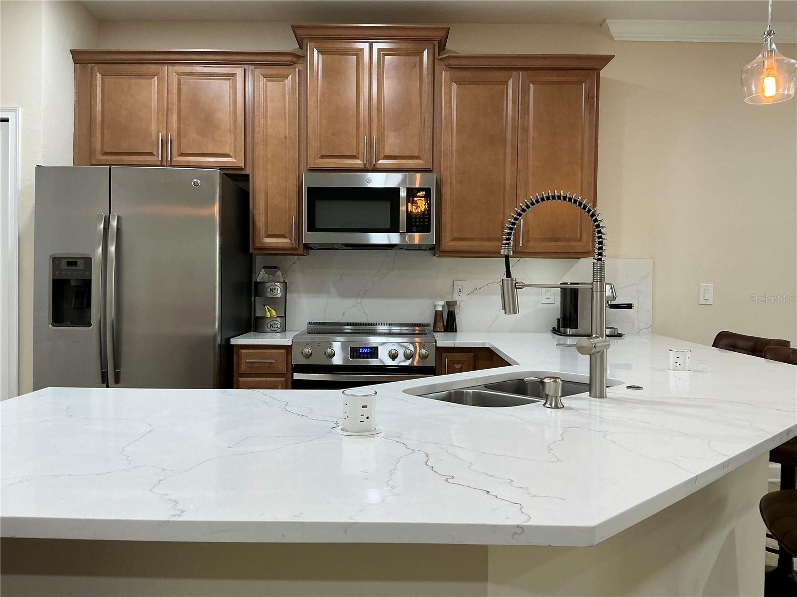 Image 10 of 43 For 3550 Fairwaters Court #c