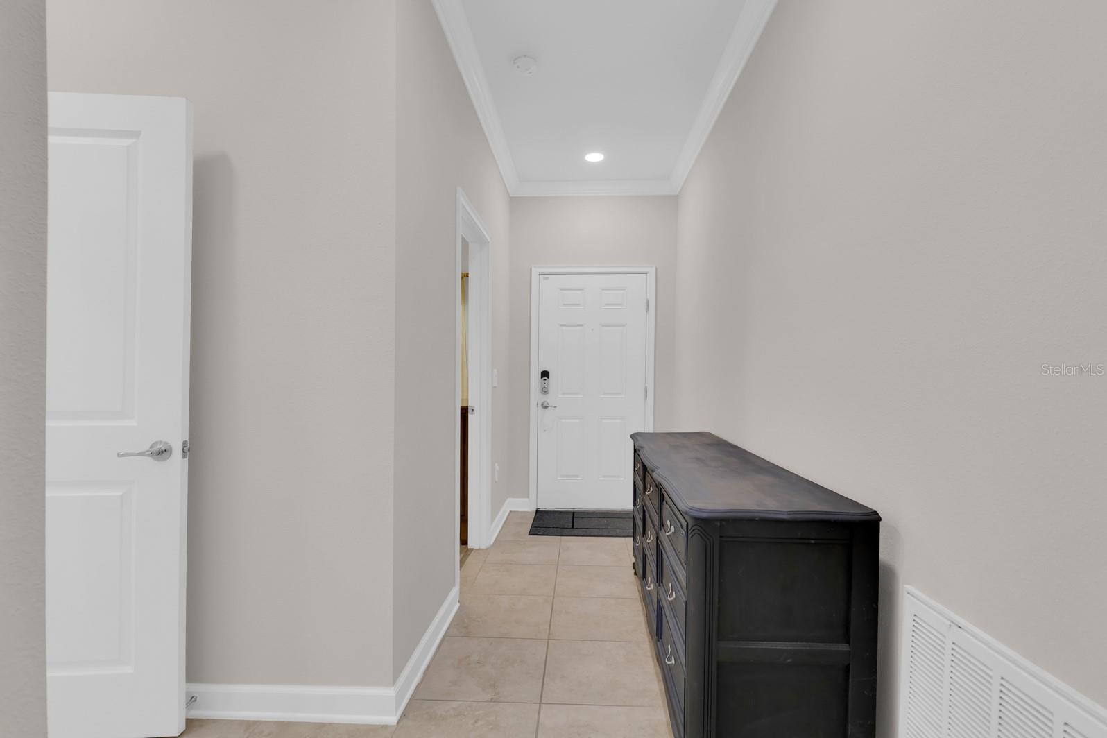 Image 23 of 43 For 3550 Fairwaters Court #c