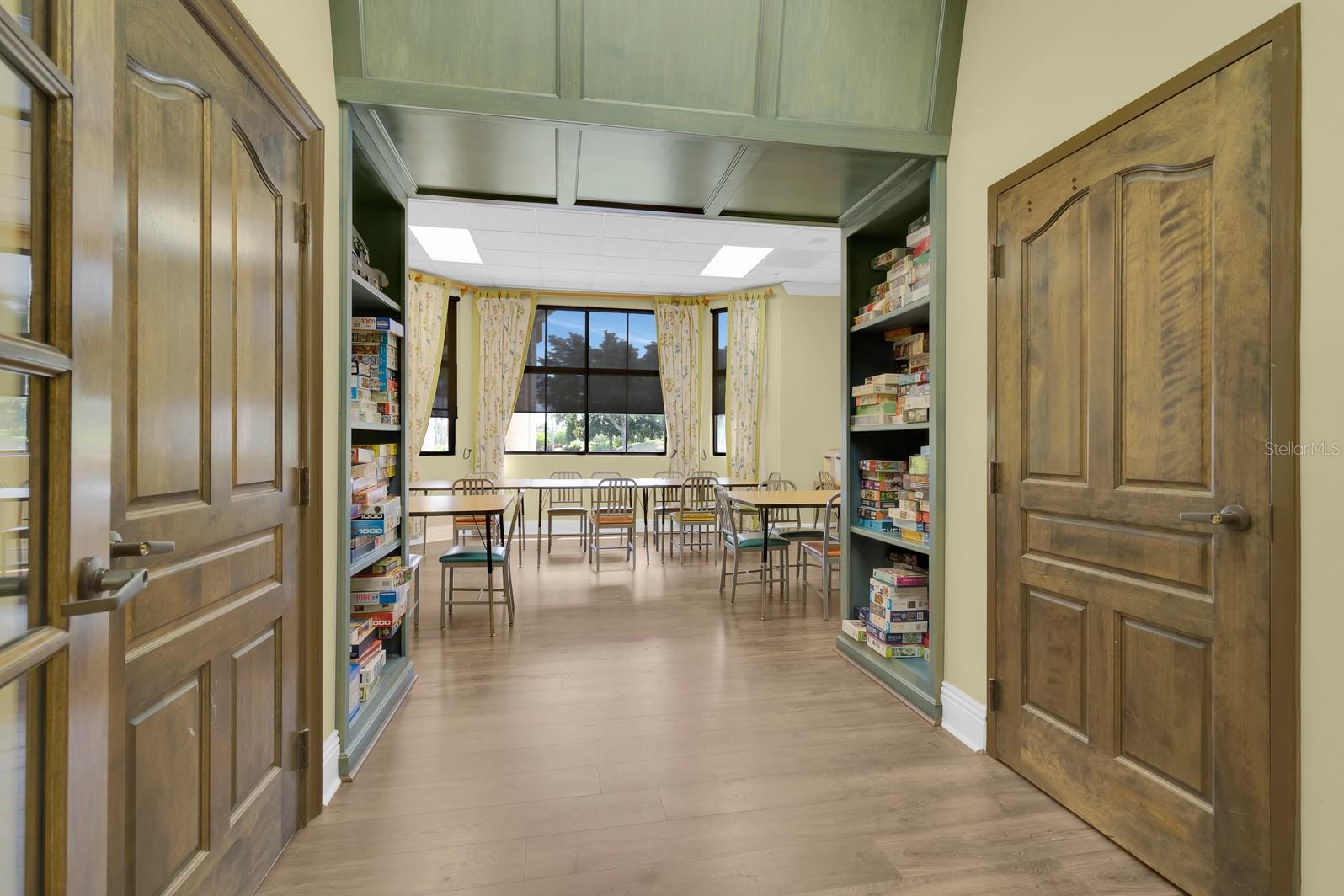 Image 33 of 43 For 3550 Fairwaters Court #c