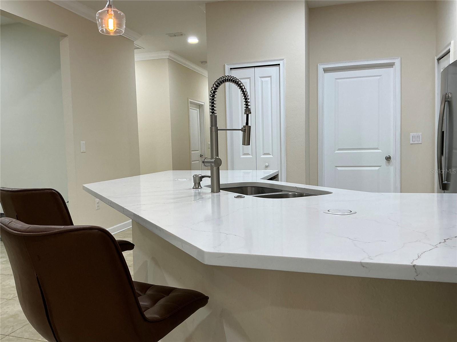 Image 8 of 43 For 3550 Fairwaters Court #c