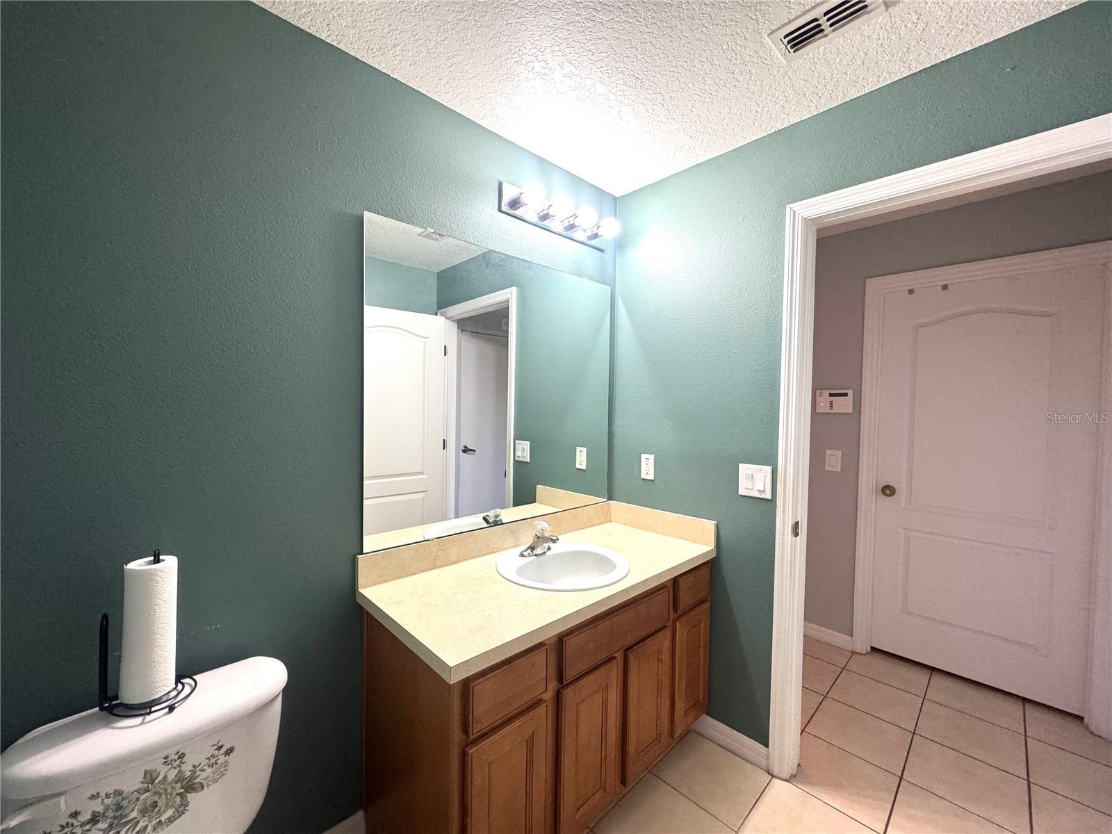 Image 16 of 27 For 3917 Pemberly Pines Circle