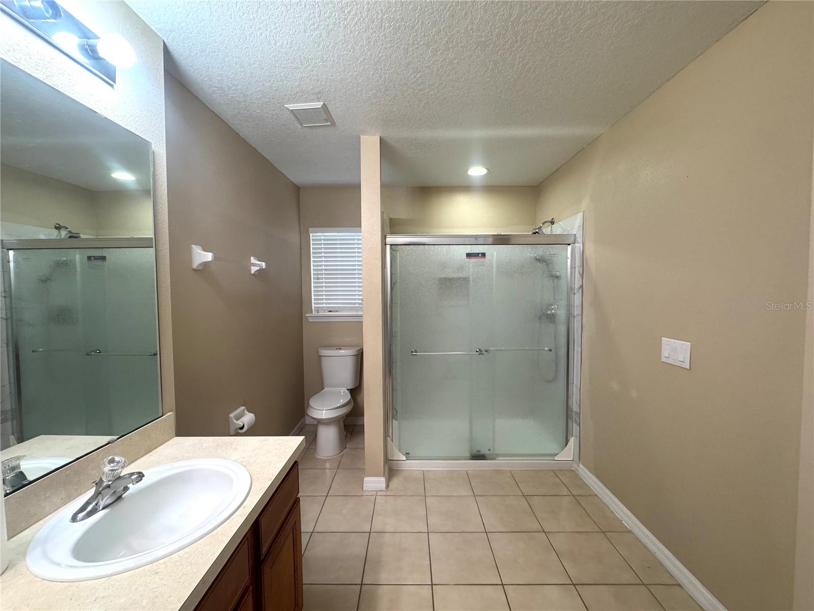 Image 21 of 27 For 3917 Pemberly Pines Circle