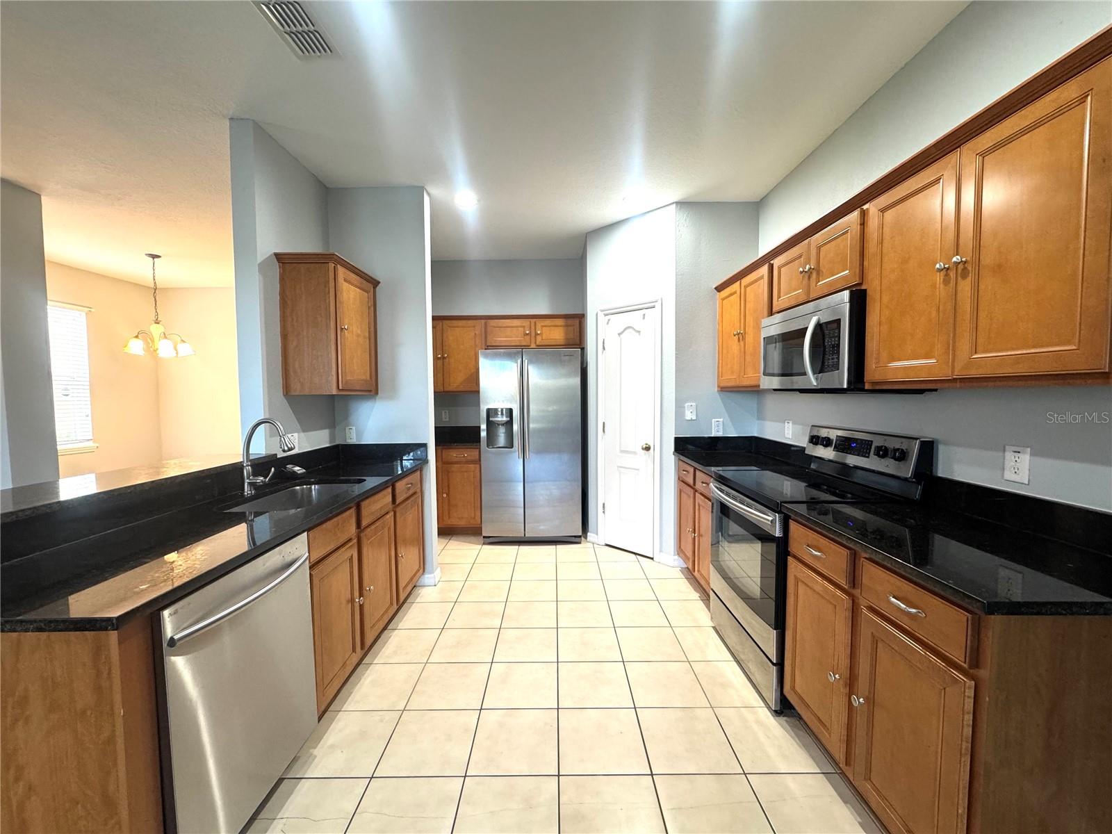 Image 7 of 27 For 3917 Pemberly Pines Circle