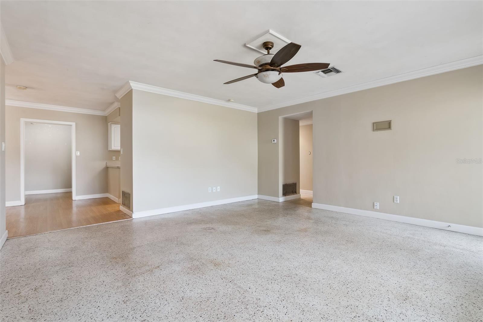 Image 6 of 13 For 606 Ellsworth Street