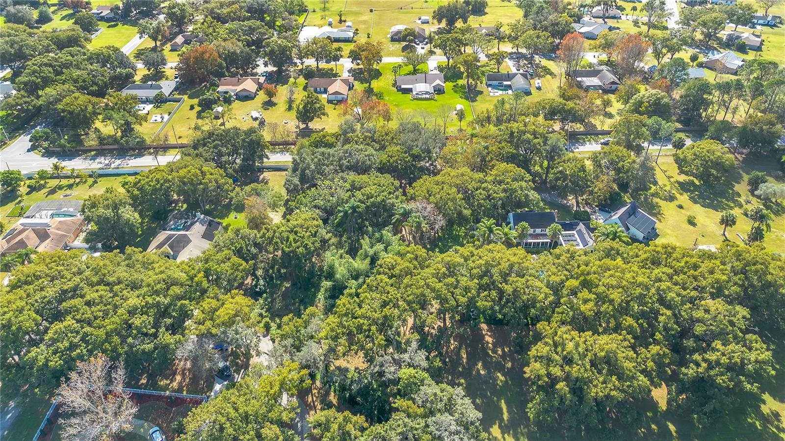 Image 11 of 18 For 7624 Teakwood Place