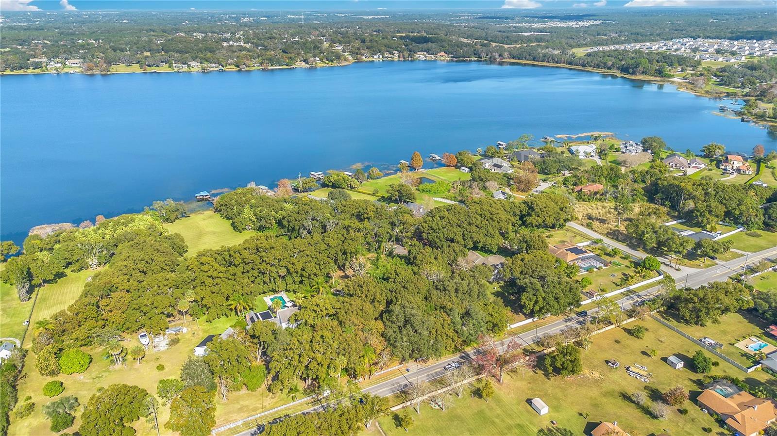 Image 16 of 18 For 7624 Teakwood Place