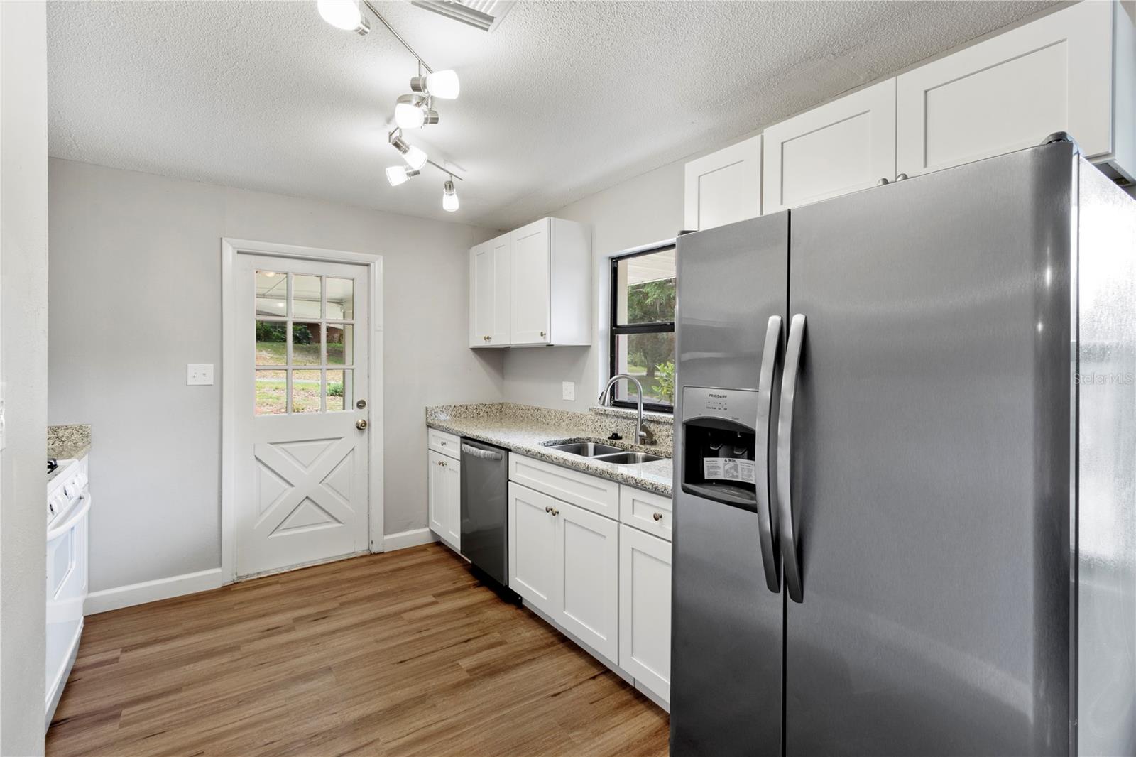 Image 3 of 16 For 36124 Spring Lake Boulevard