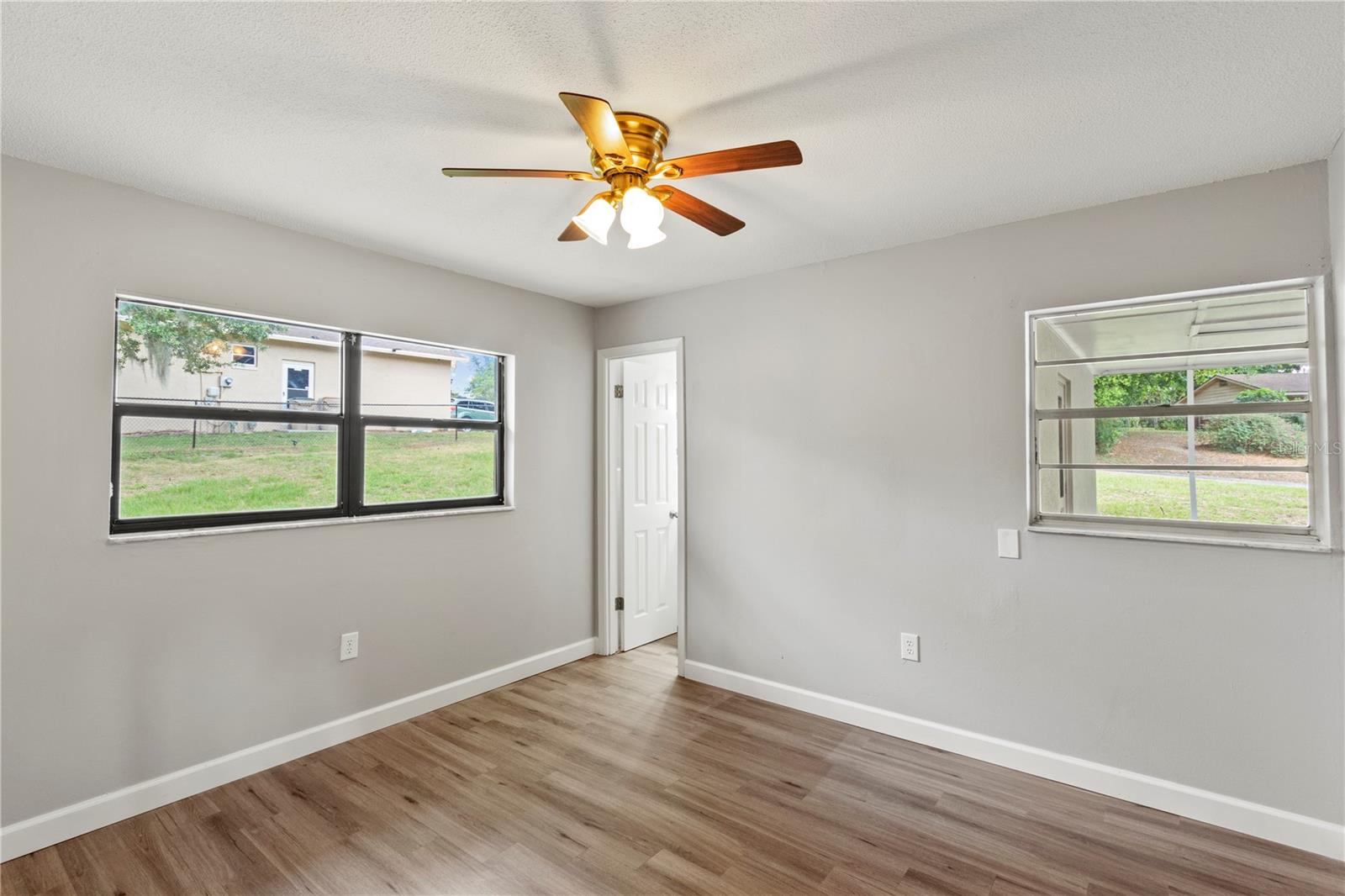 Image 5 of 16 For 36124 Spring Lake Boulevard