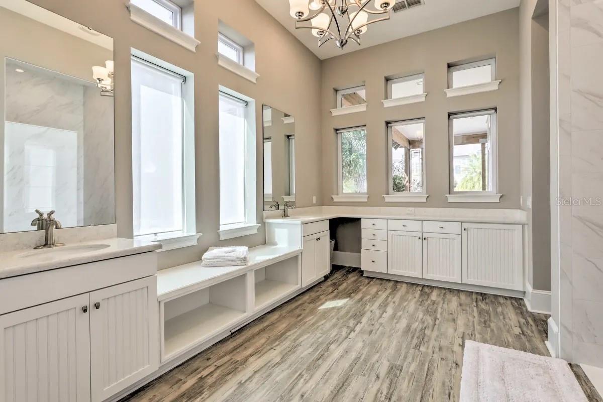 Image 6 of 25 For 13743 Walcott Avenue