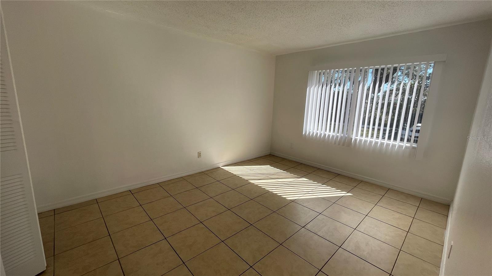 Image 18 of 34 For 7502 Needle Leaf Place 66