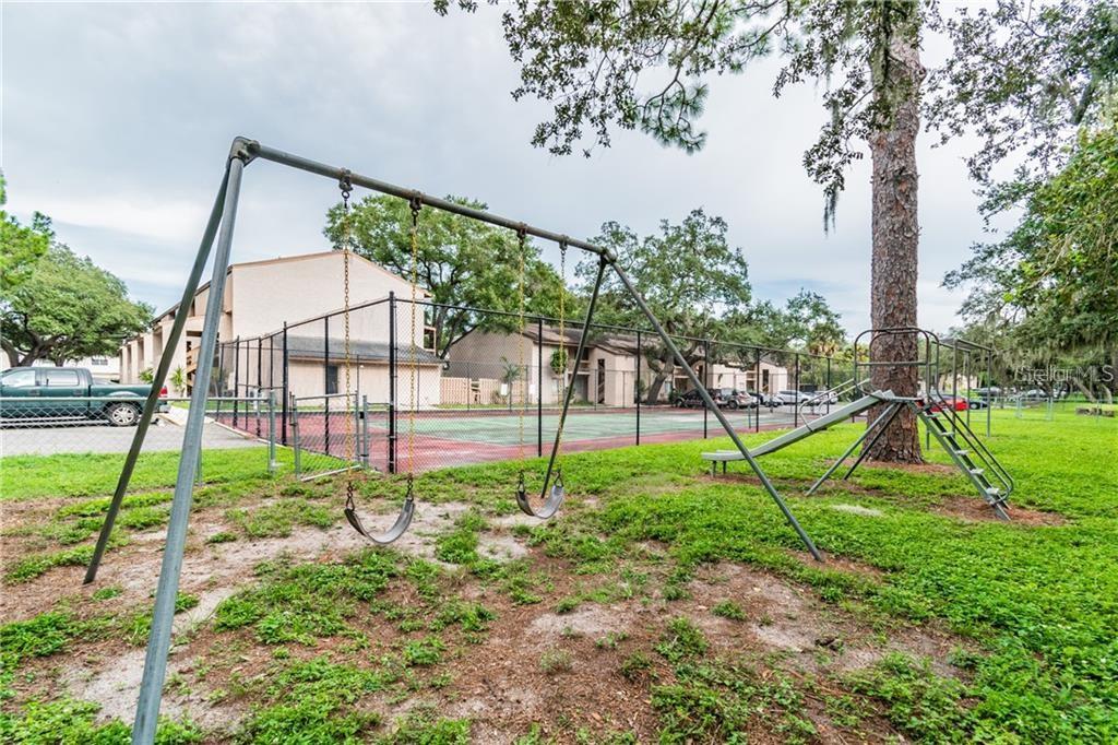 Image 30 of 34 For 7502 Needle Leaf Place 66