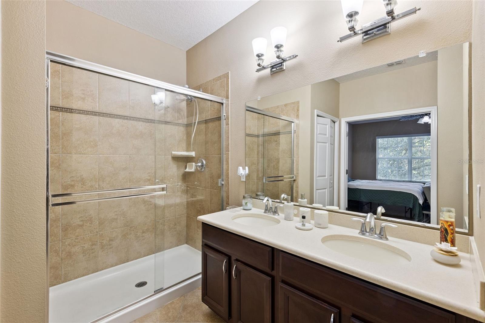 Image 13 of 25 For 7031 Kirkland Way 7031