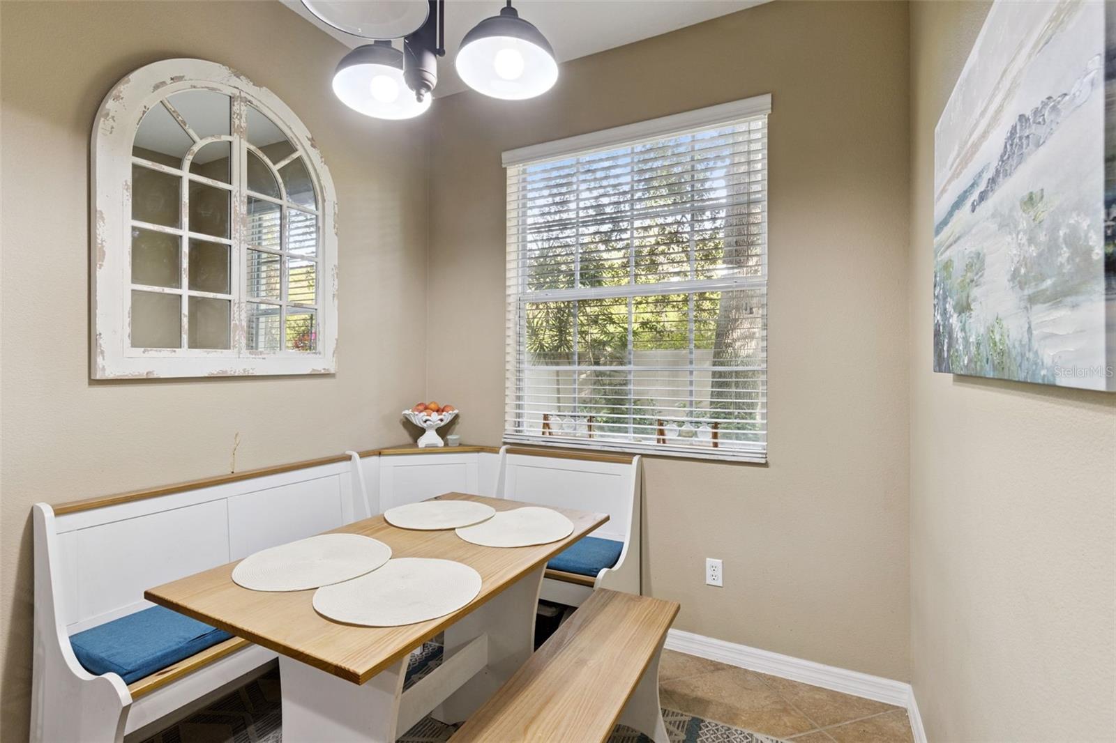 Image 17 of 25 For 7031 Kirkland Way 7031