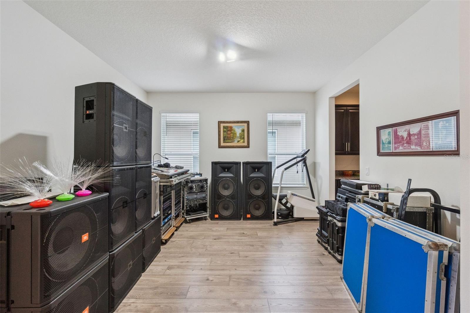 Image 16 of 38 For 2752 Purple Orchid Street