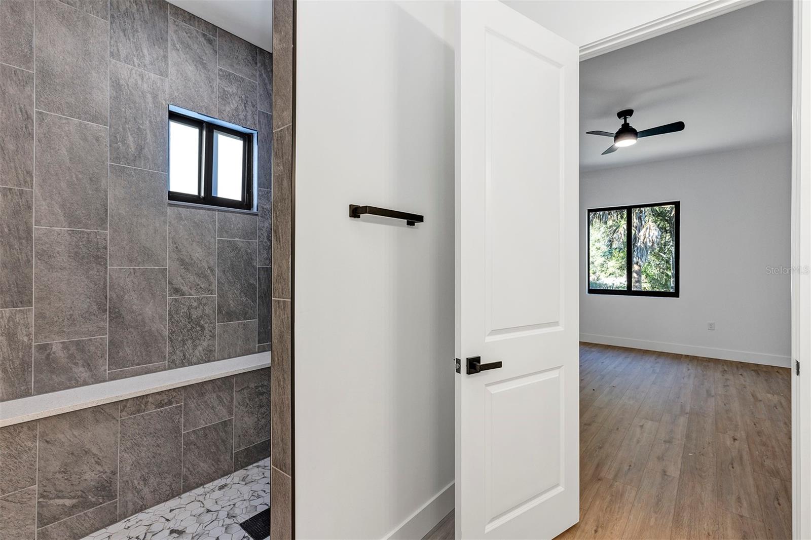 Image 31 of 62 For 493 Sycamore Street