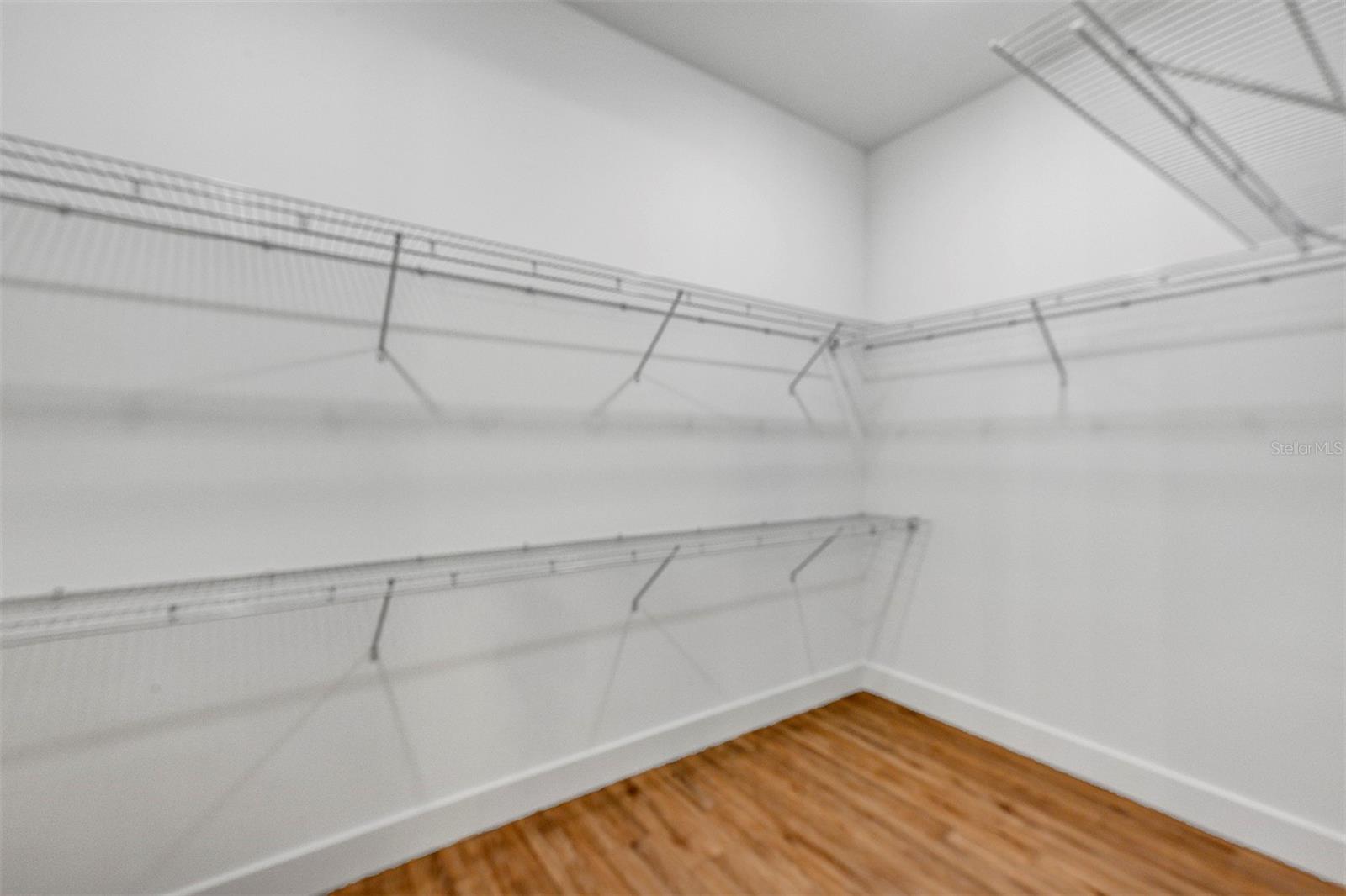 Image 33 of 62 For 493 Sycamore Street