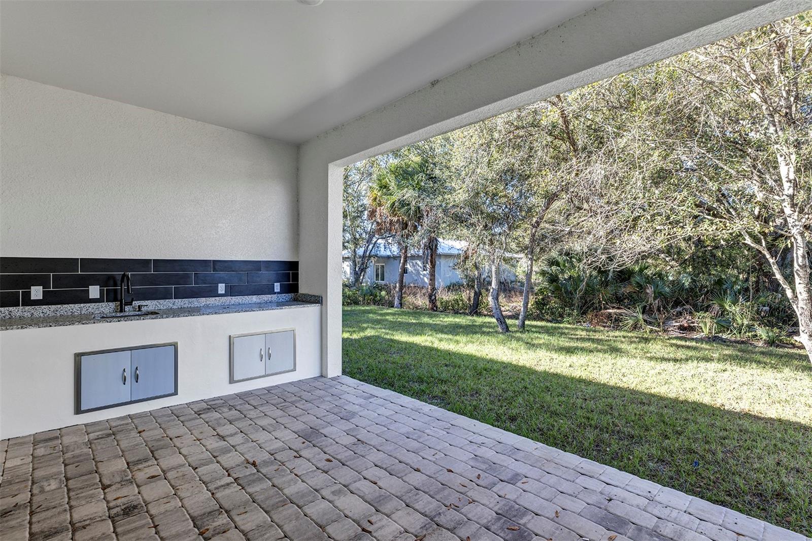 Image 49 of 62 For 493 Sycamore Street