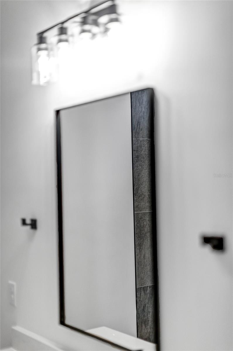 Image 60 of 62 For 493 Sycamore Street