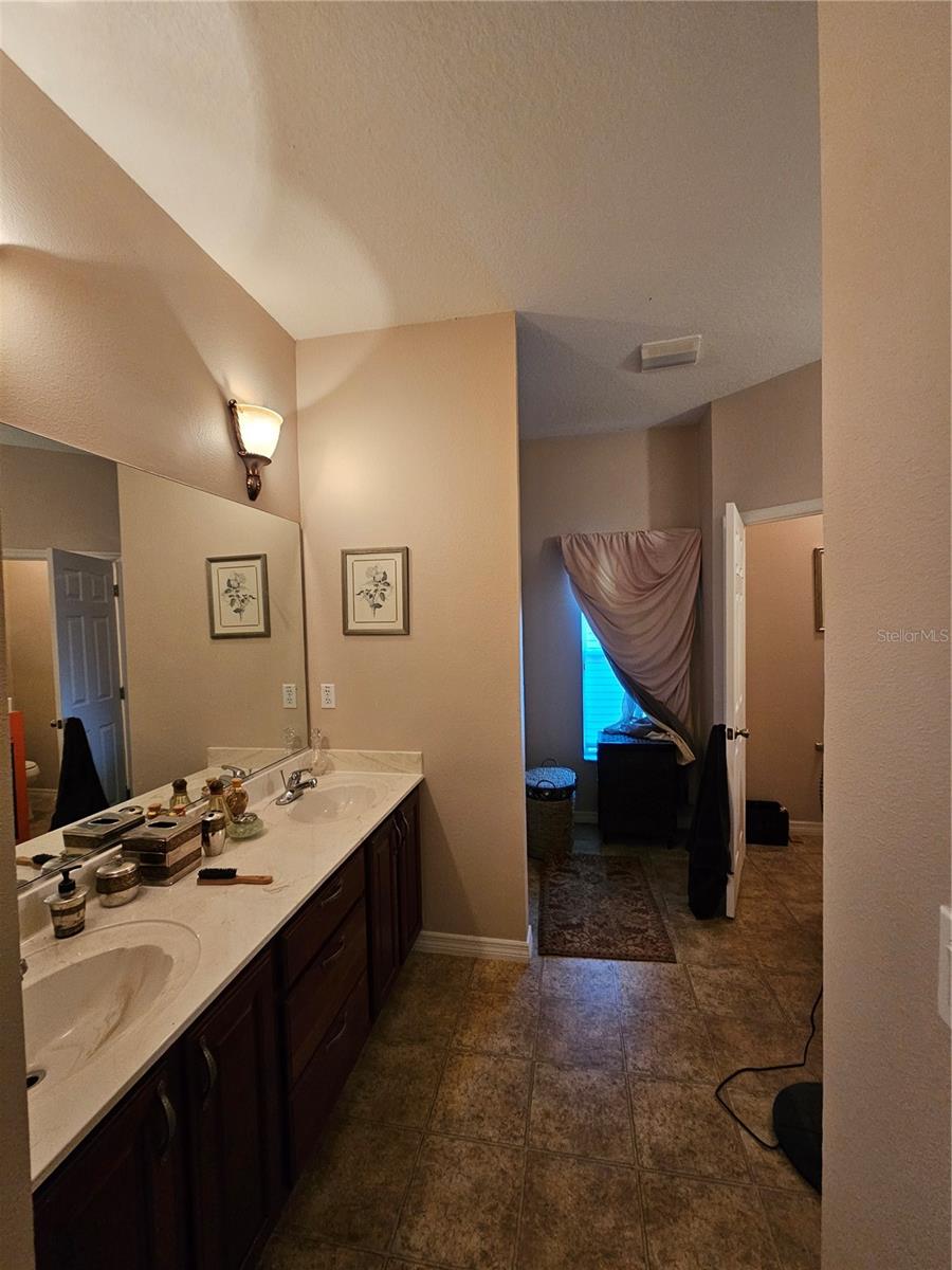 Image 10 of 61 For 13370 29th Circle