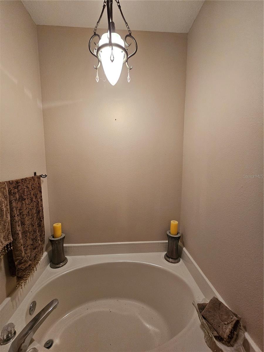 Image 11 of 61 For 13370 29th Circle